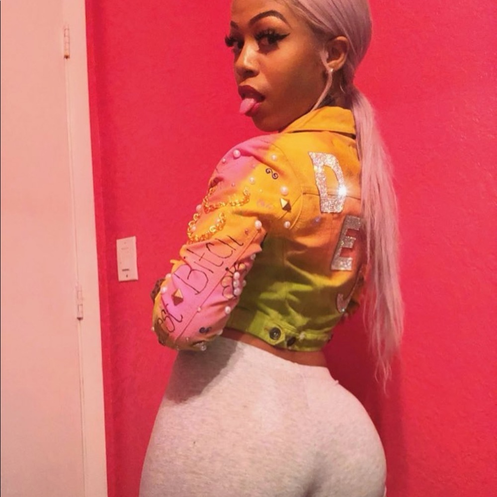 Meet your Posher, Memorie